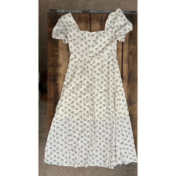 NWT RIHOAS Floral Tie Front Puff Sleeve Midi Dress Cream Purple Cottagecore - Picture 2 of 4